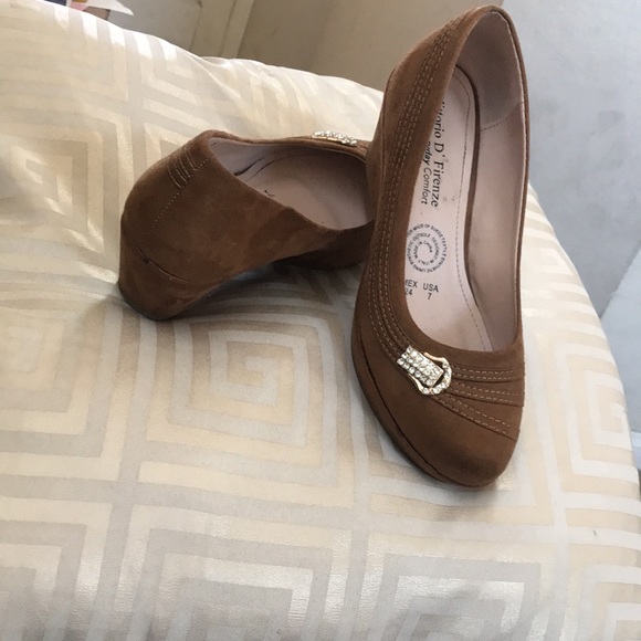 Wedges - Picture 6 of 7